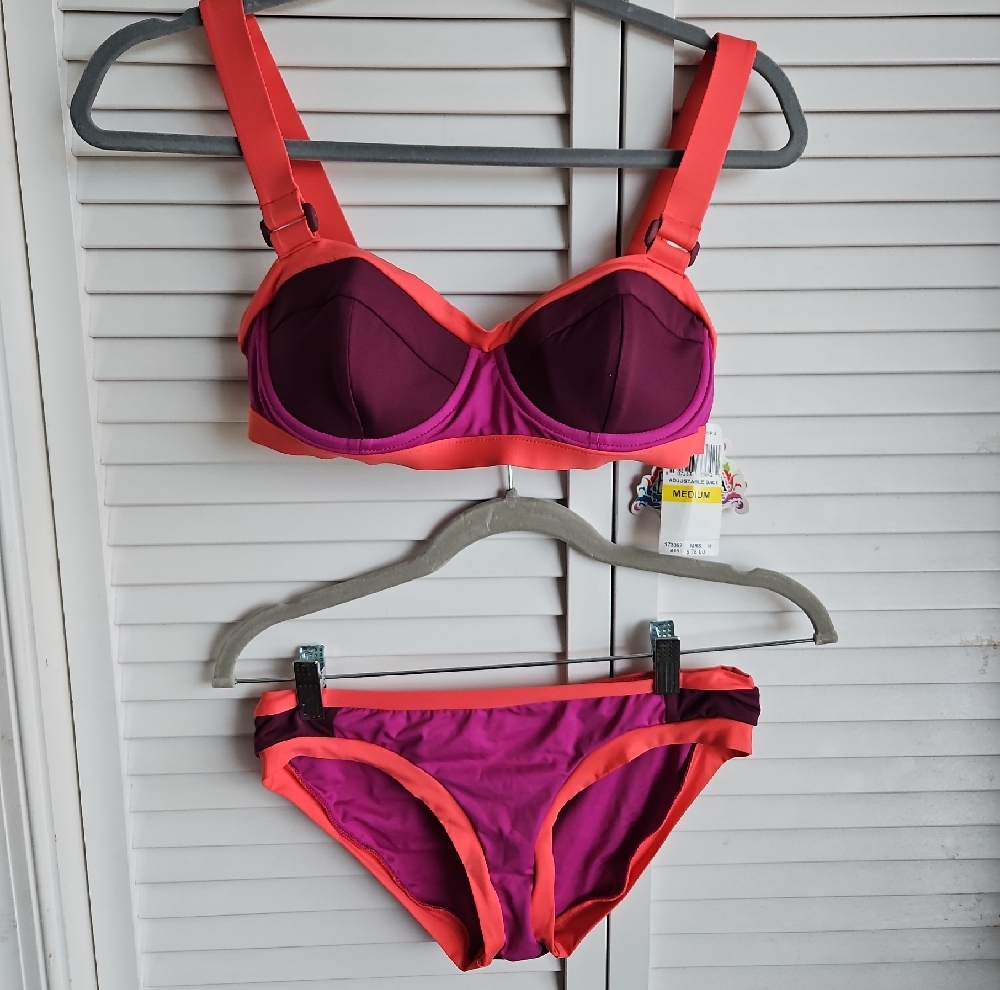 Rebecca Virtue Vibrant Pink and Purple Bikini Set M